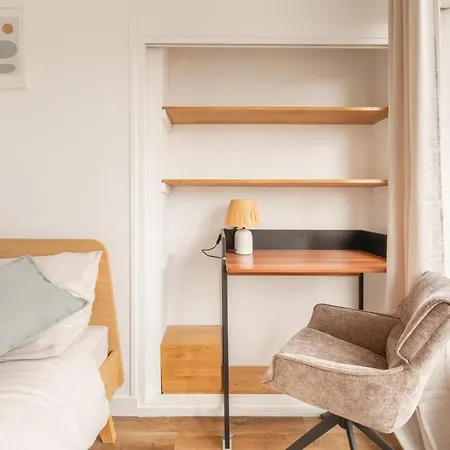 Meuble Spacieux Et Lumineux Centre Апартаменты *